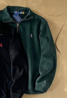 墨绿色 墨绿色