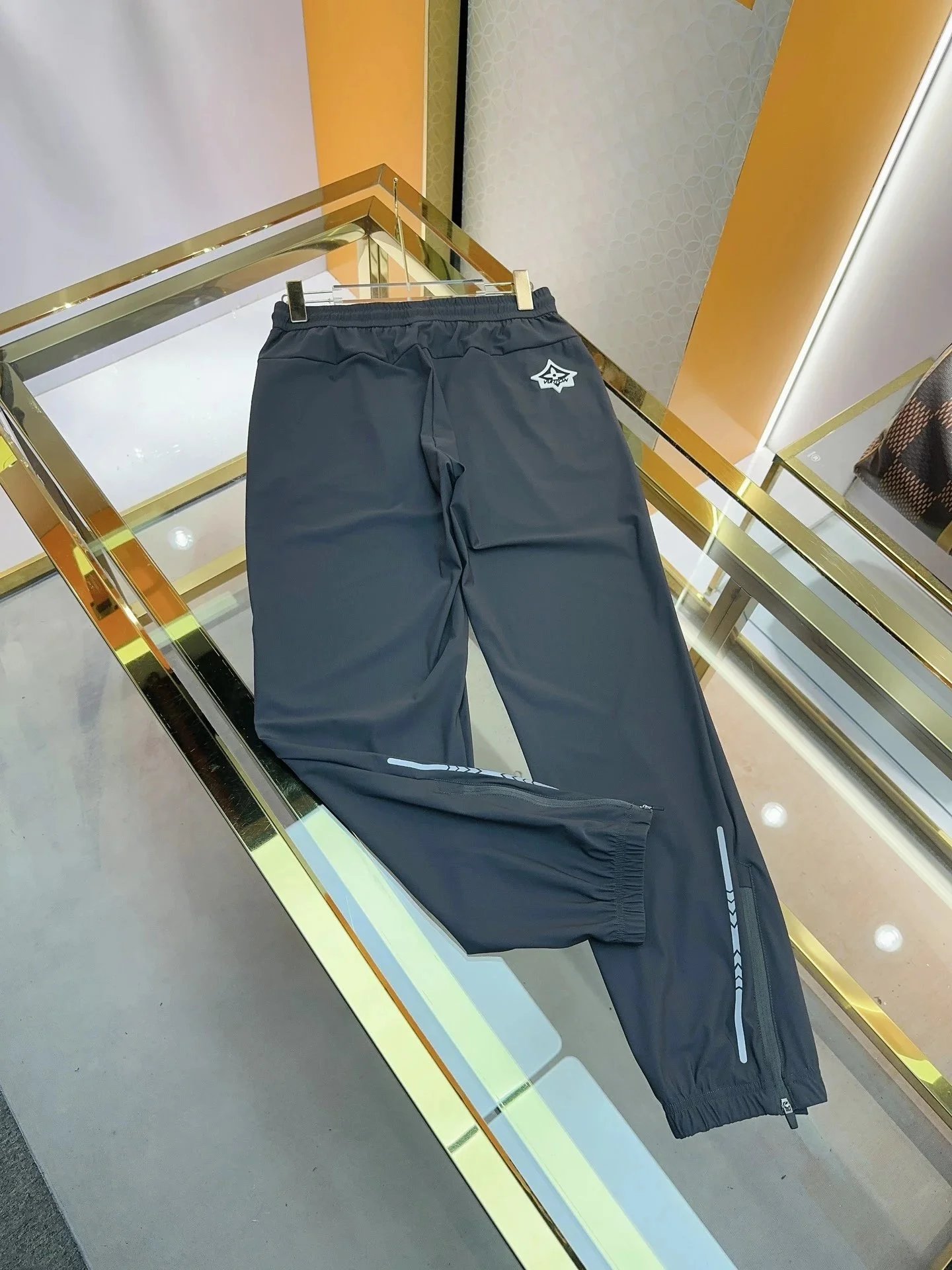 5 5