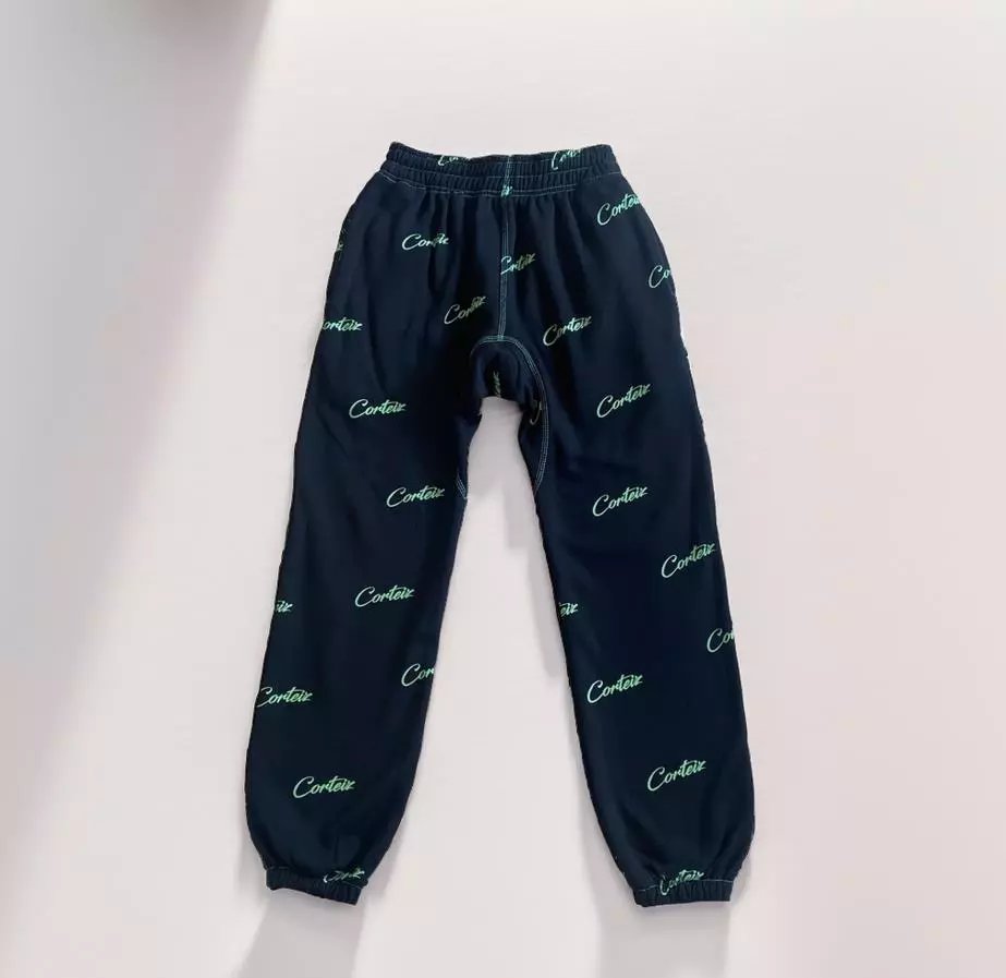 黑绿 黑绿