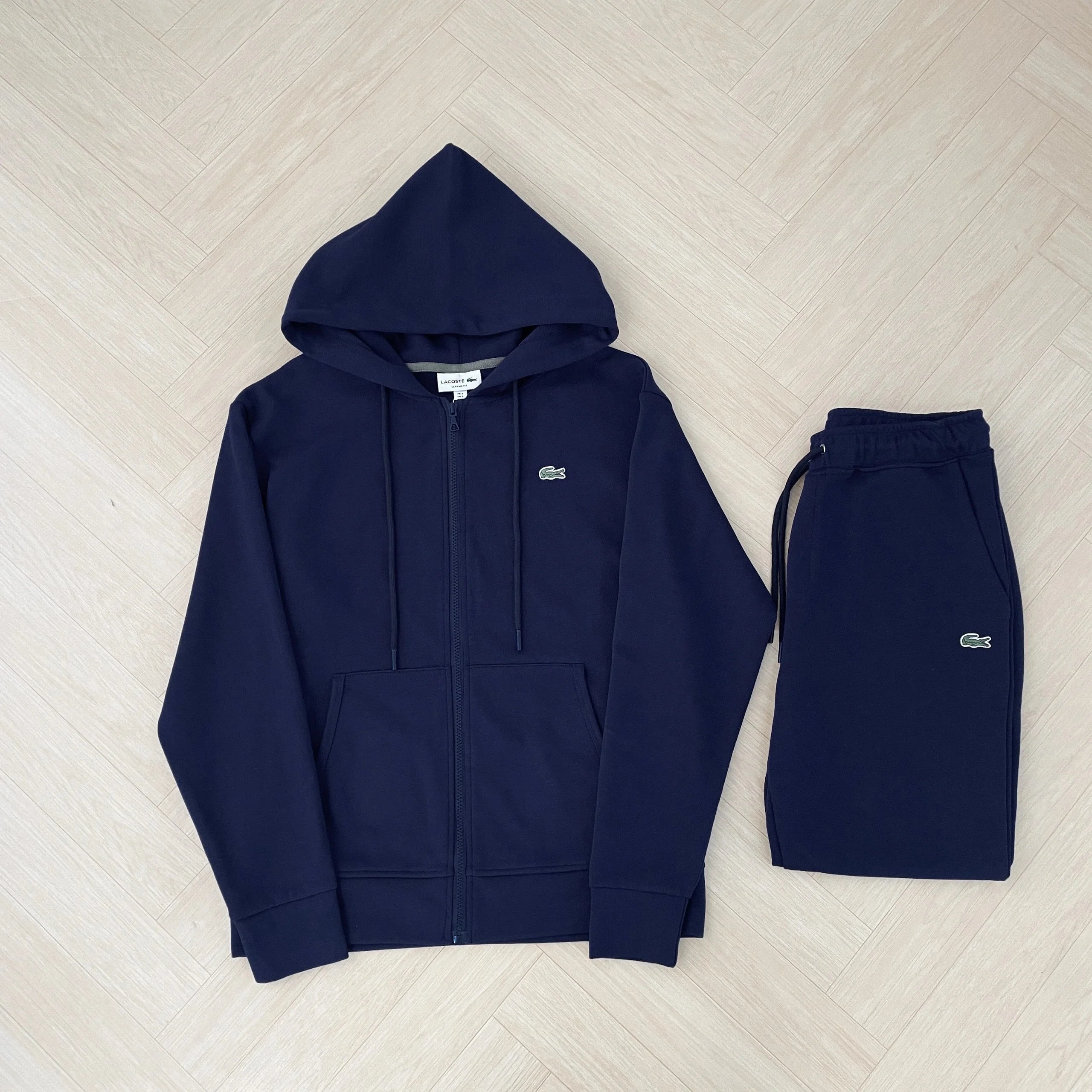 鳄鱼(old) 鳄鱼(old)