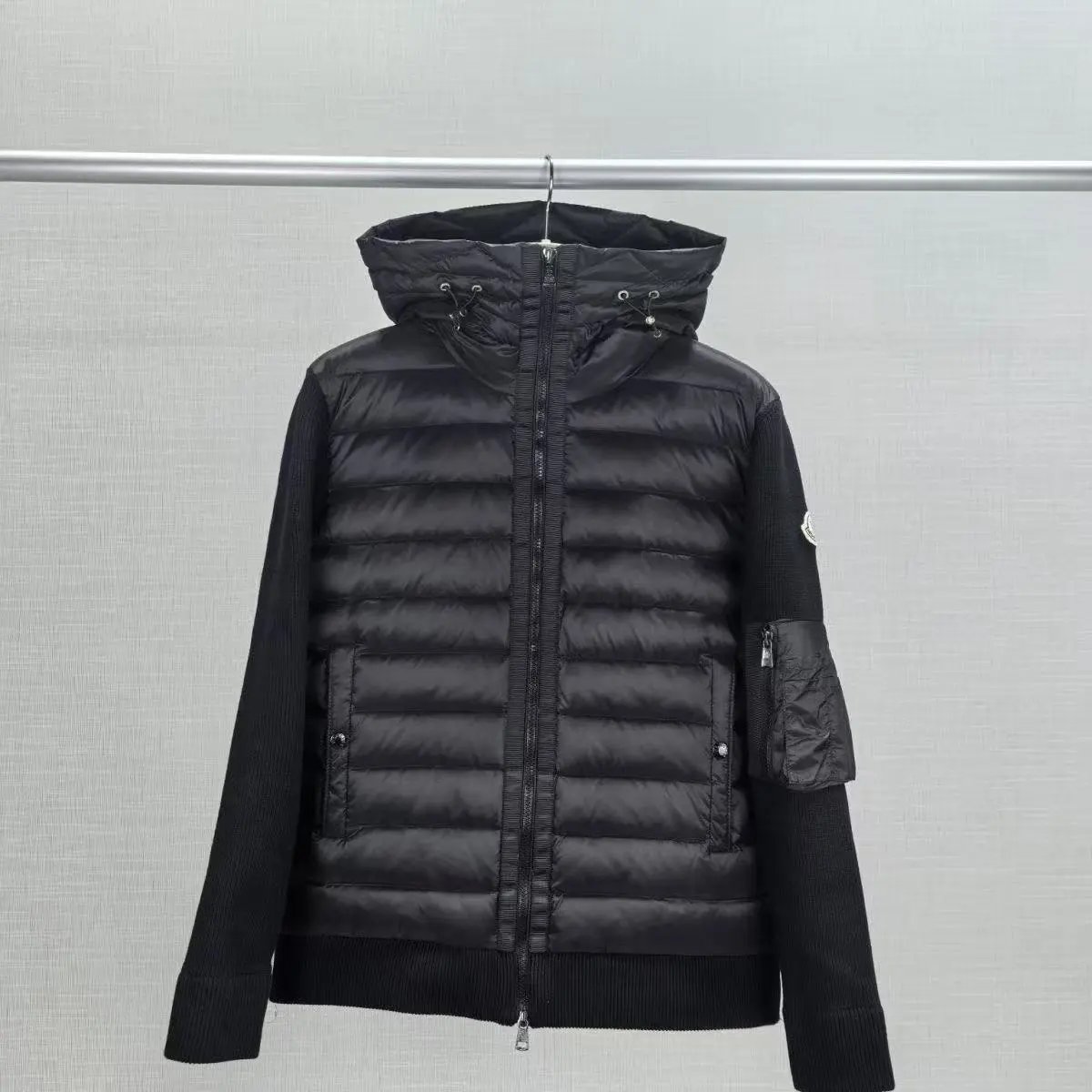 1-黑色白标(连帽) 1-黑色白标(连帽)