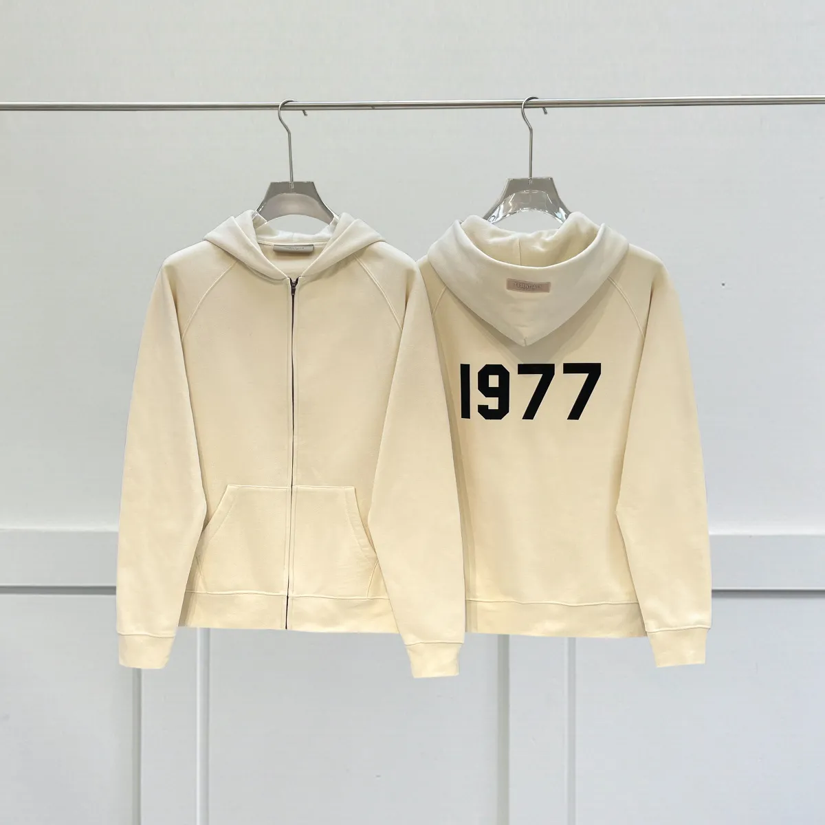 02 02