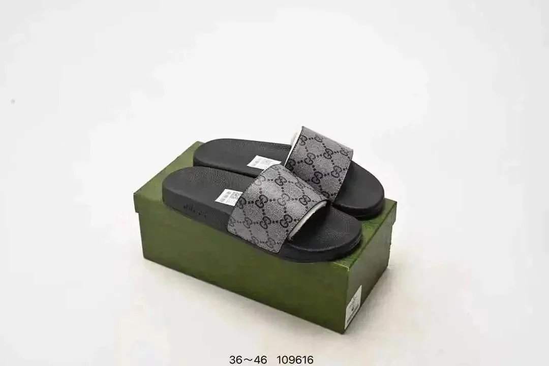 32 32