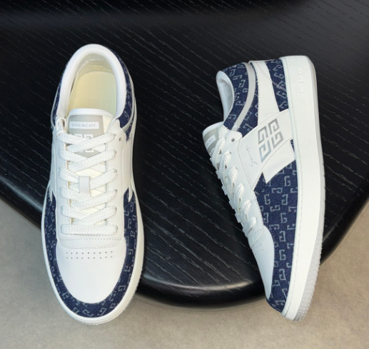 8 8