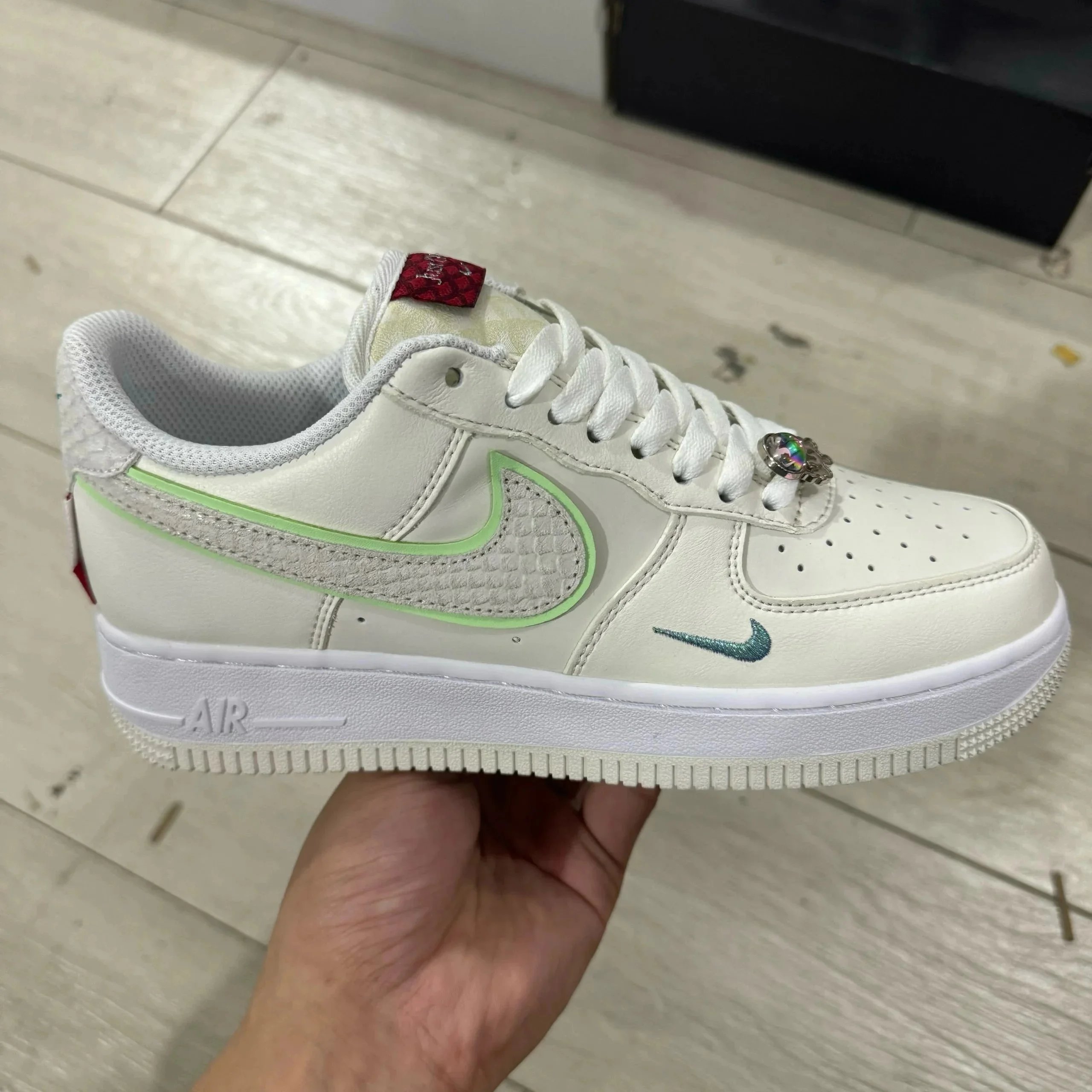龙年米白 龙年米白