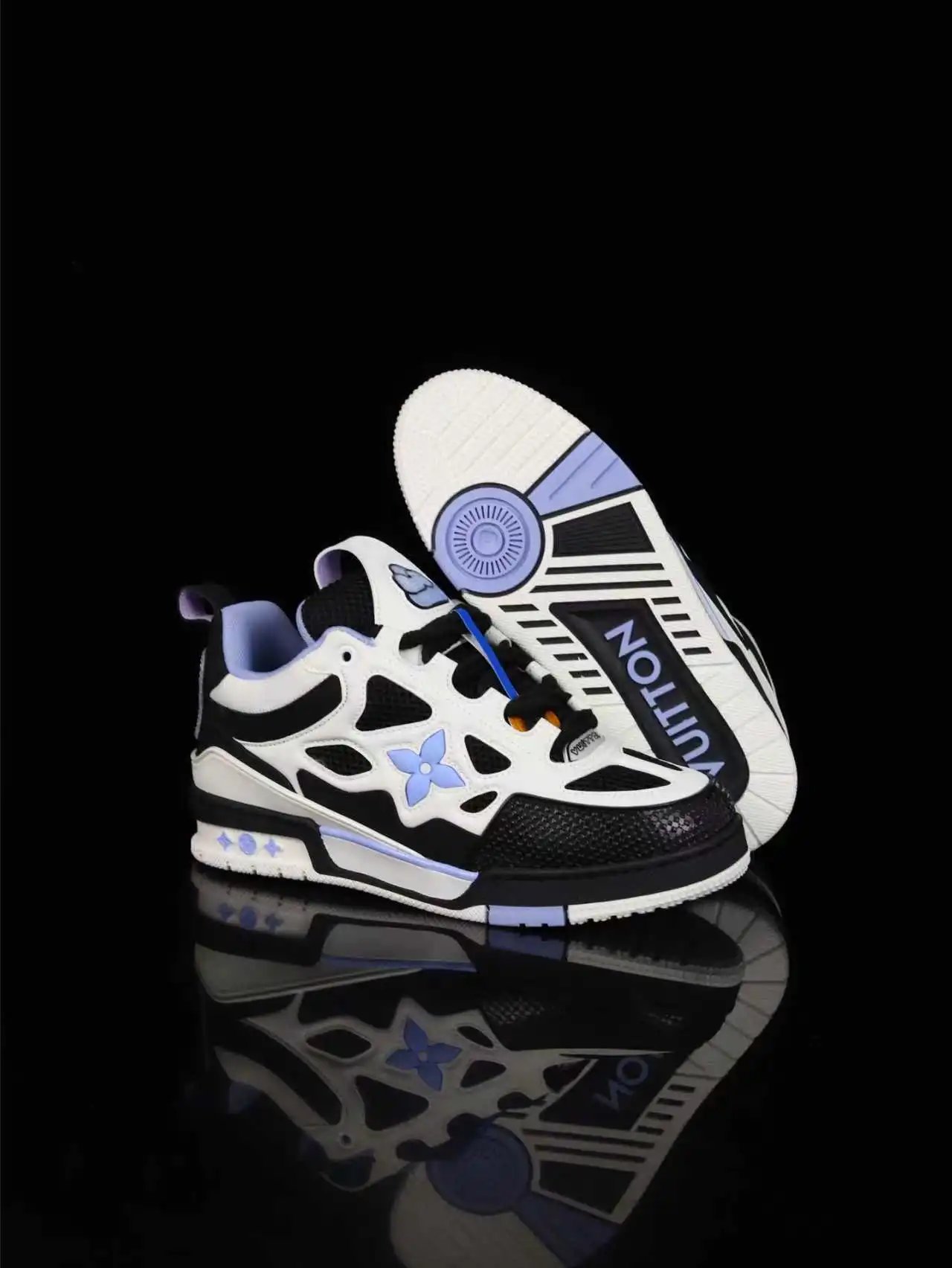 6 6