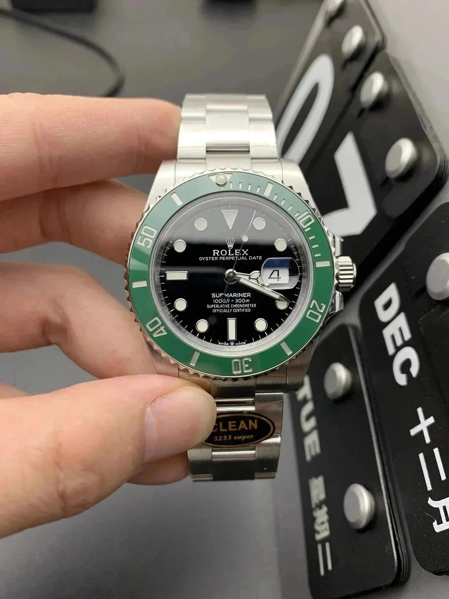 钢带绿面(条丁刻度) 钢带绿面(条丁刻度)