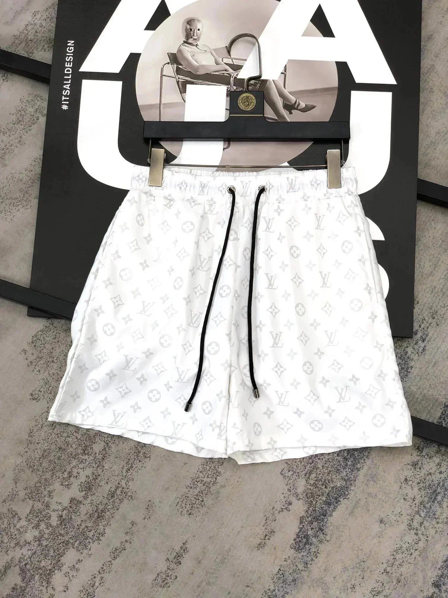 03. 03.