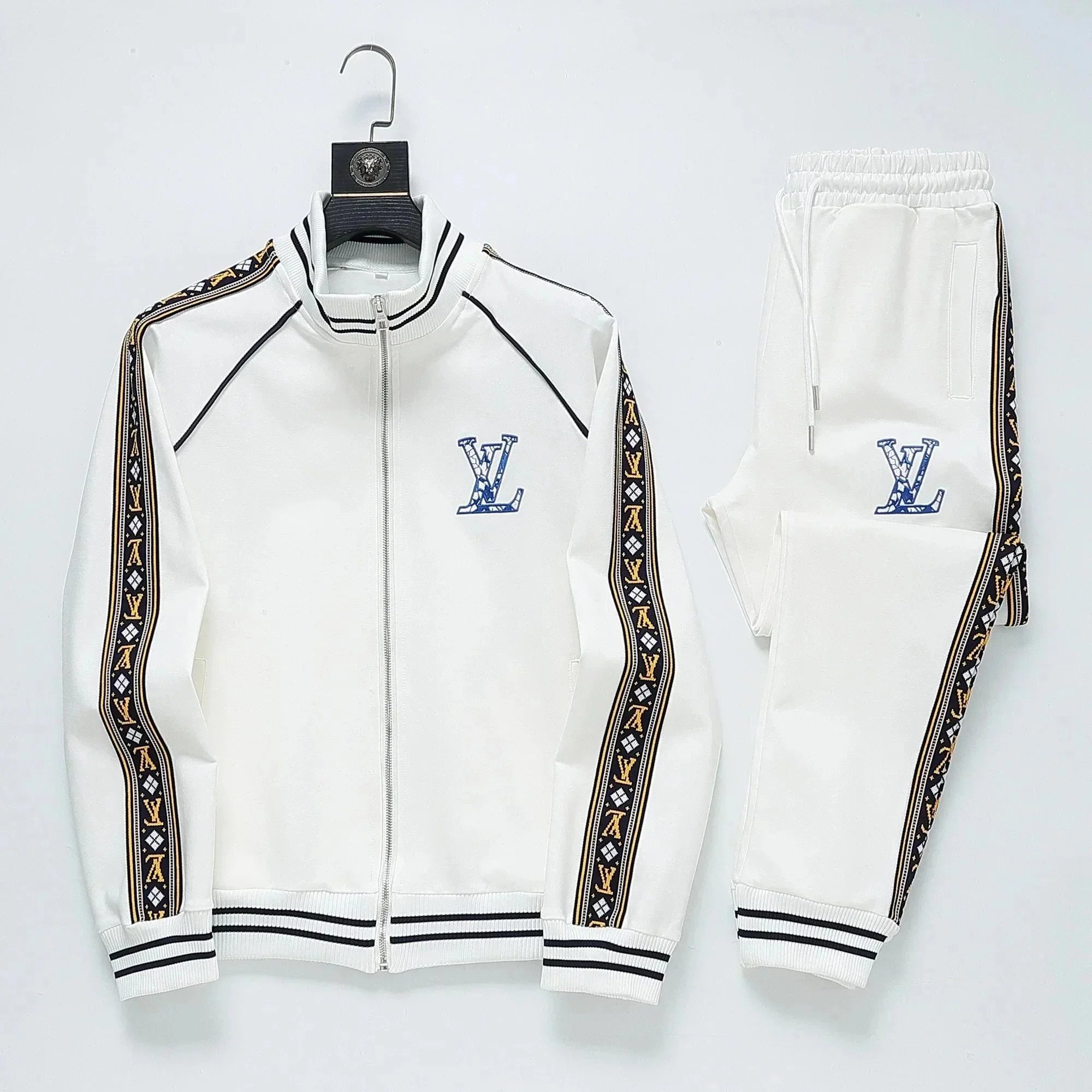 33 33