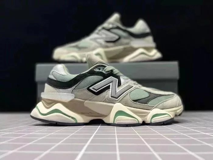 33 33