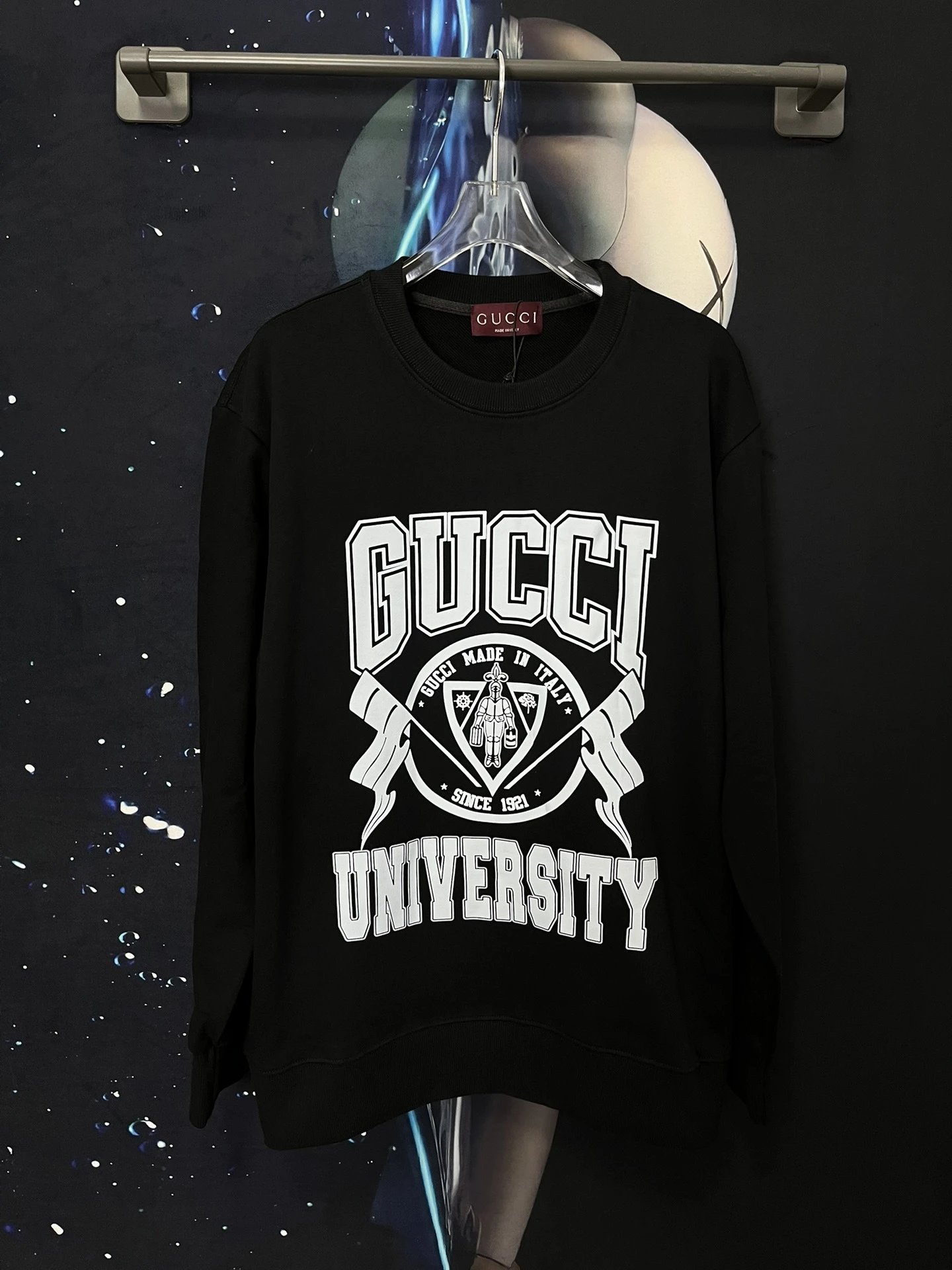 18 18