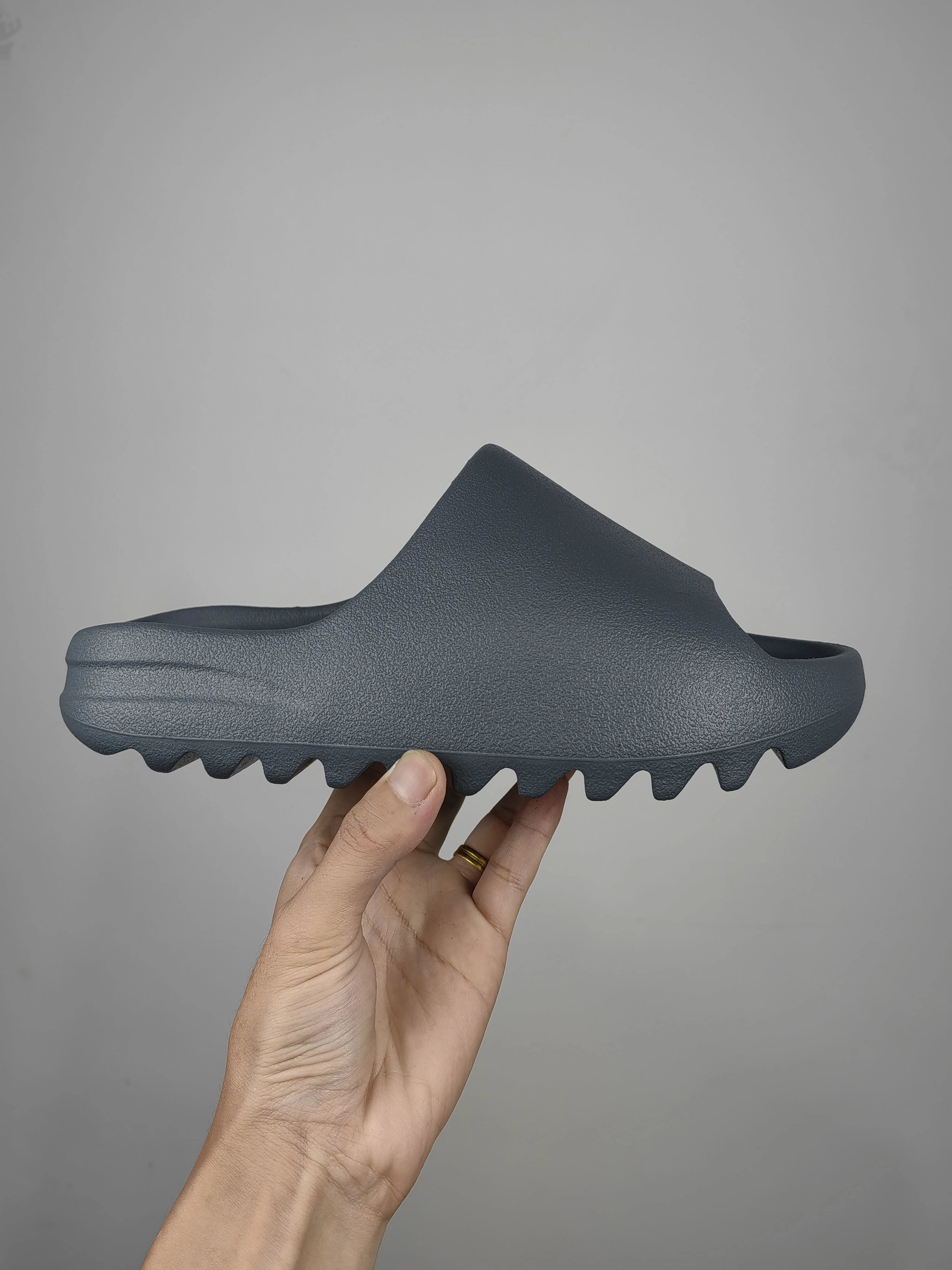 深灰绿磨砂(ID2349) 深灰绿磨砂(ID2349)
