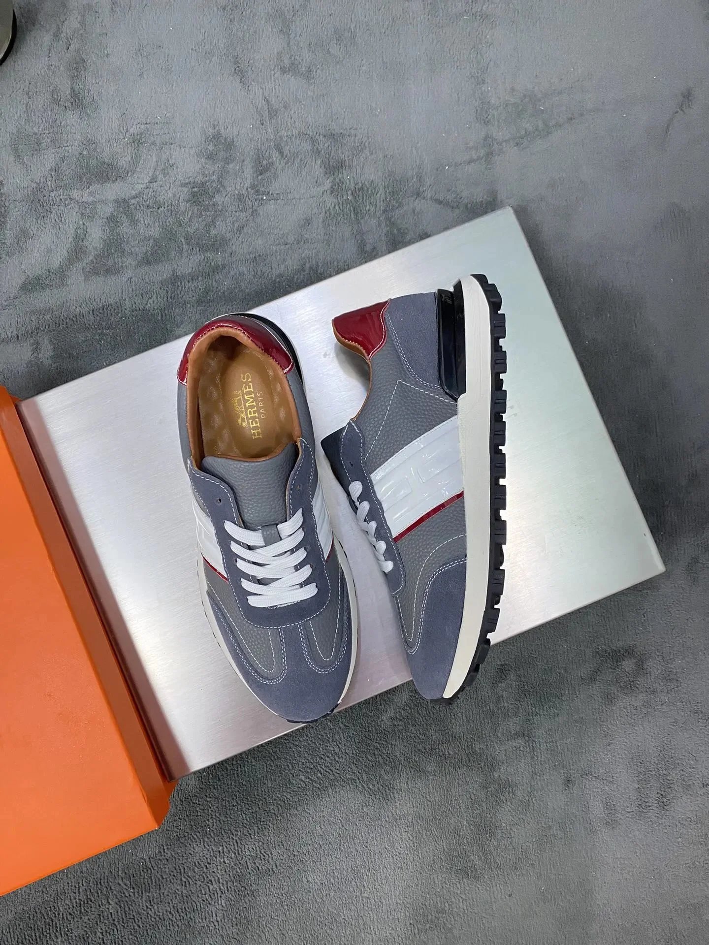 02 02