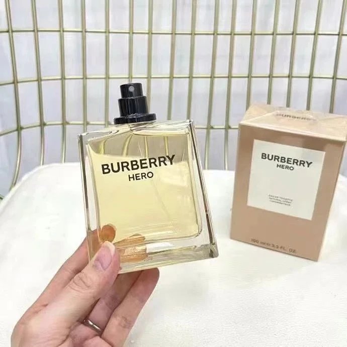 Burberry HERO 100ml Burberry HERO 100ml
