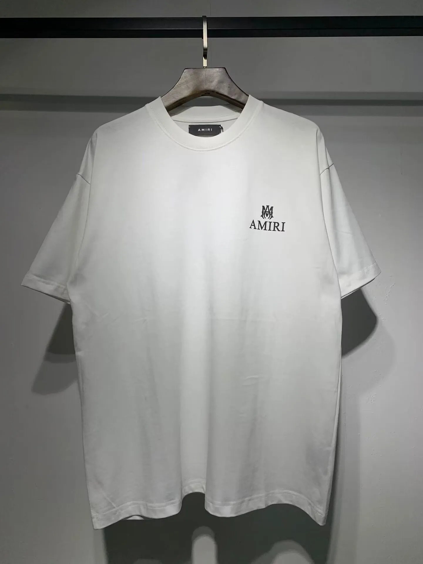 668白色