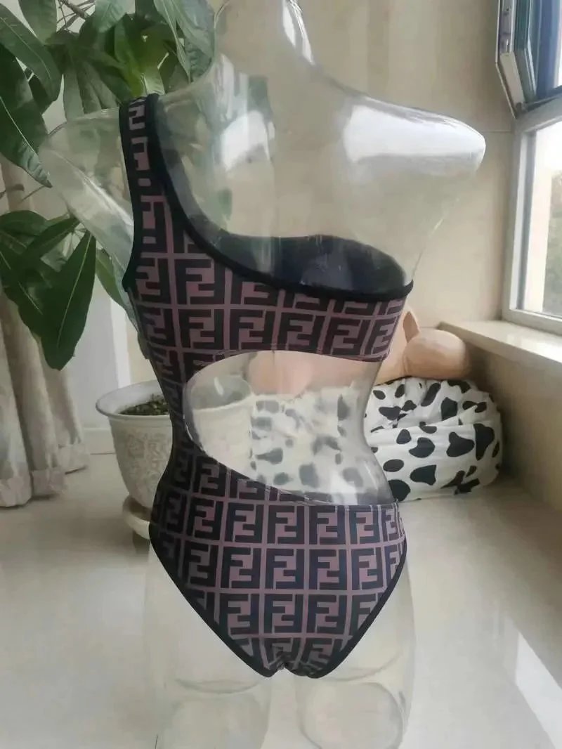 单肩