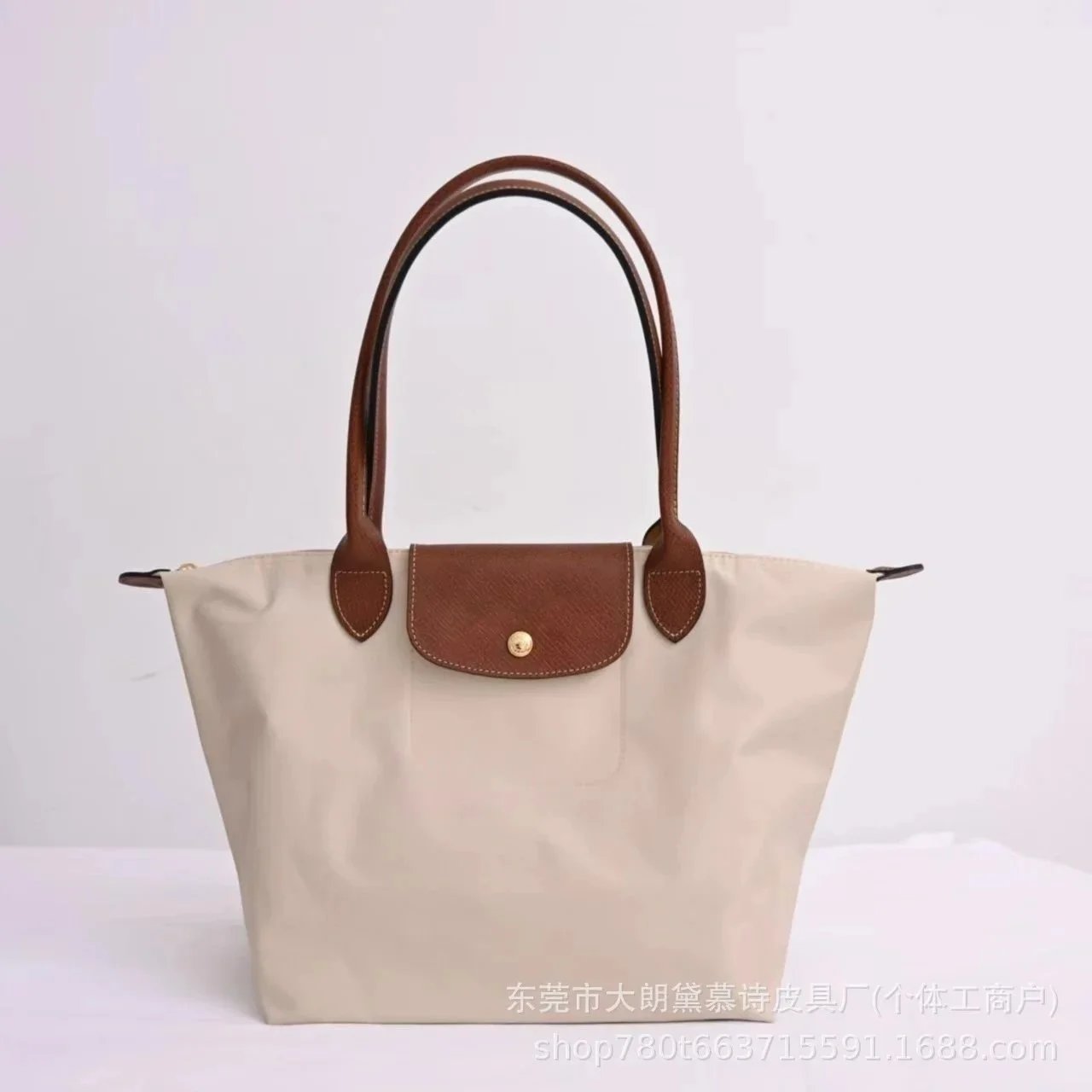 P71经典纸白