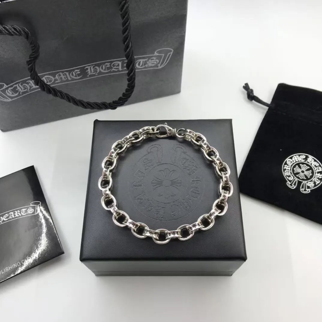 CH梵文手链18cm(专柜包装礼盒）
