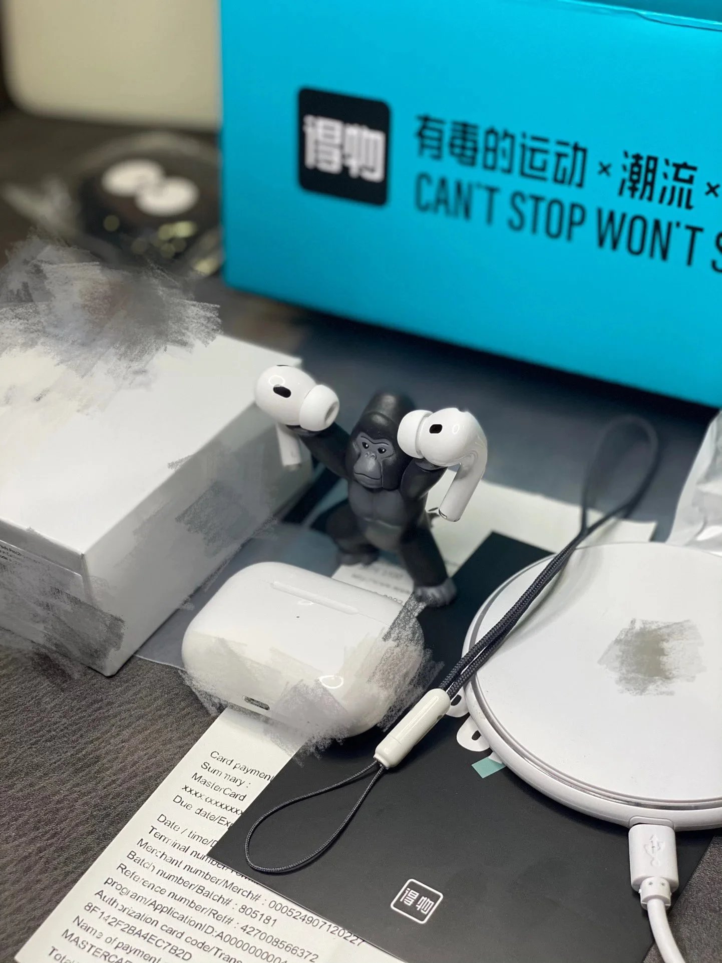 Apple AirPods Pro Wireless Earbuds White