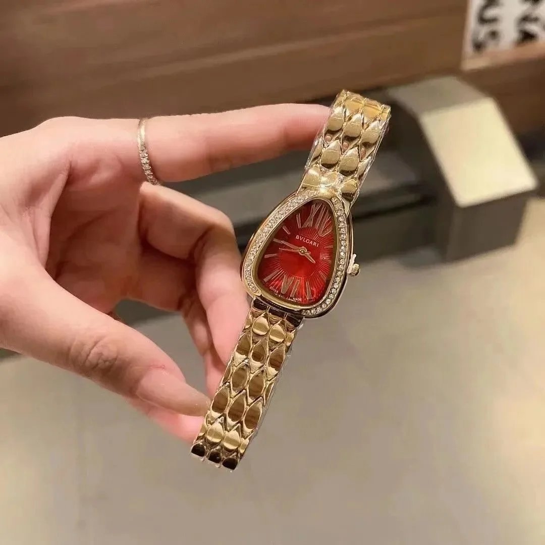 4 4