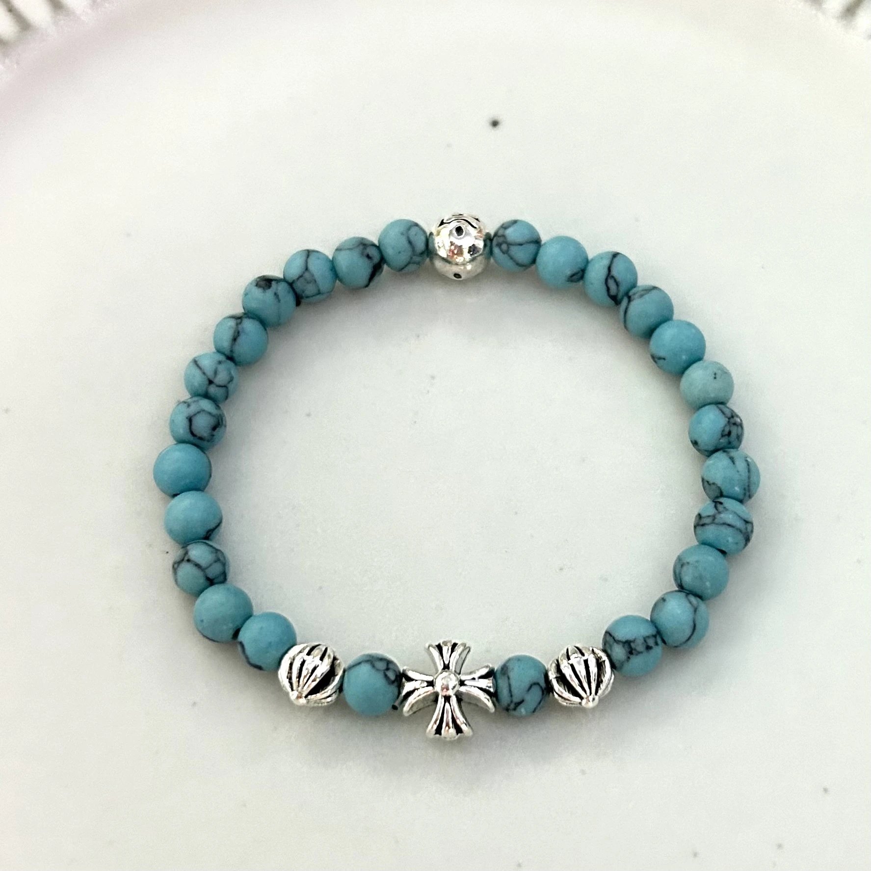 浅蓝松 浅蓝松