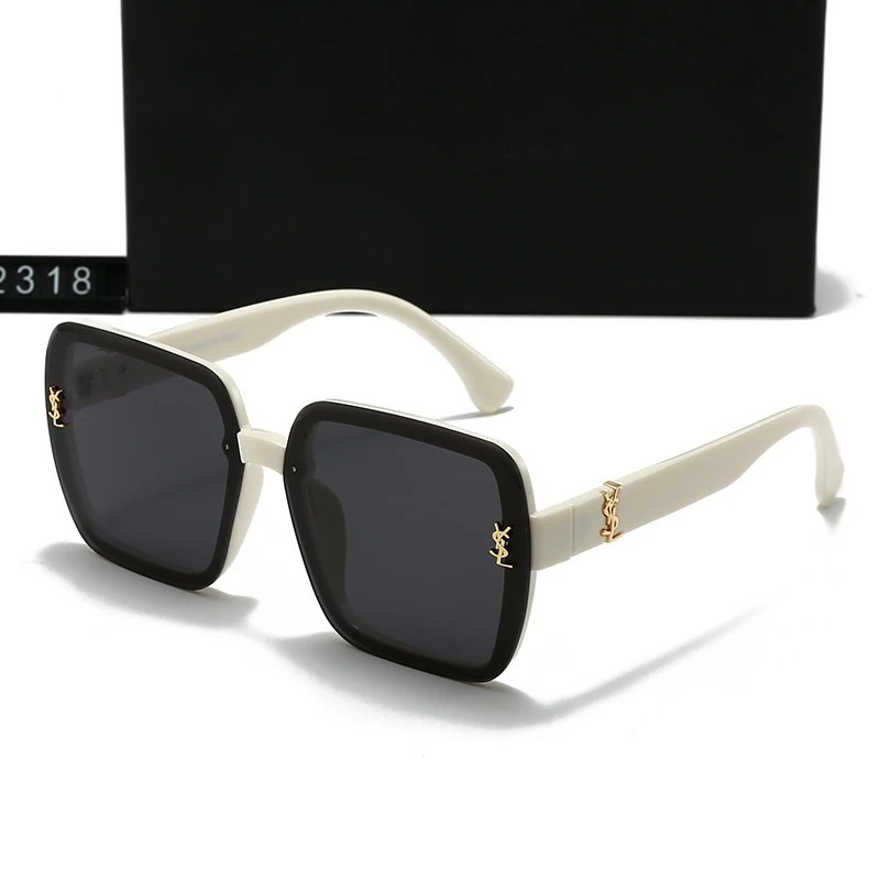 3 3