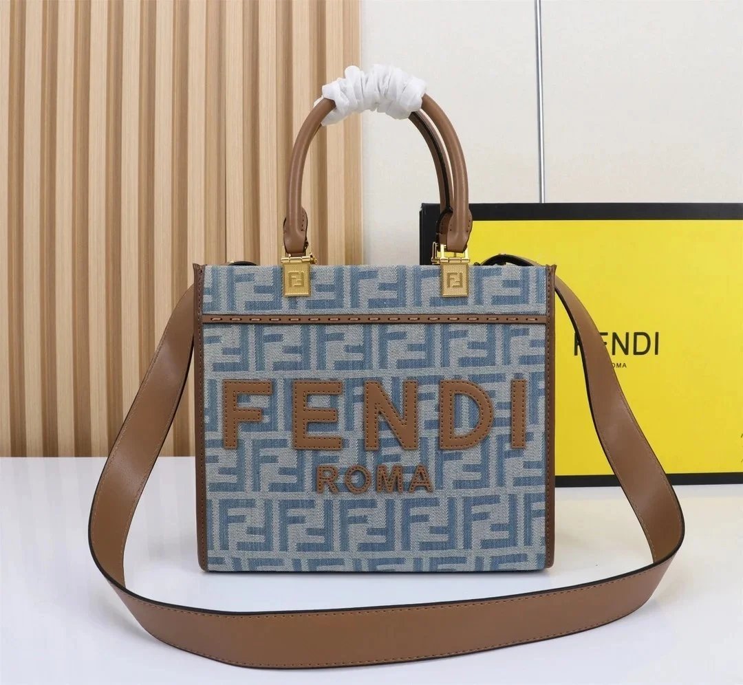25 cm 25 cm