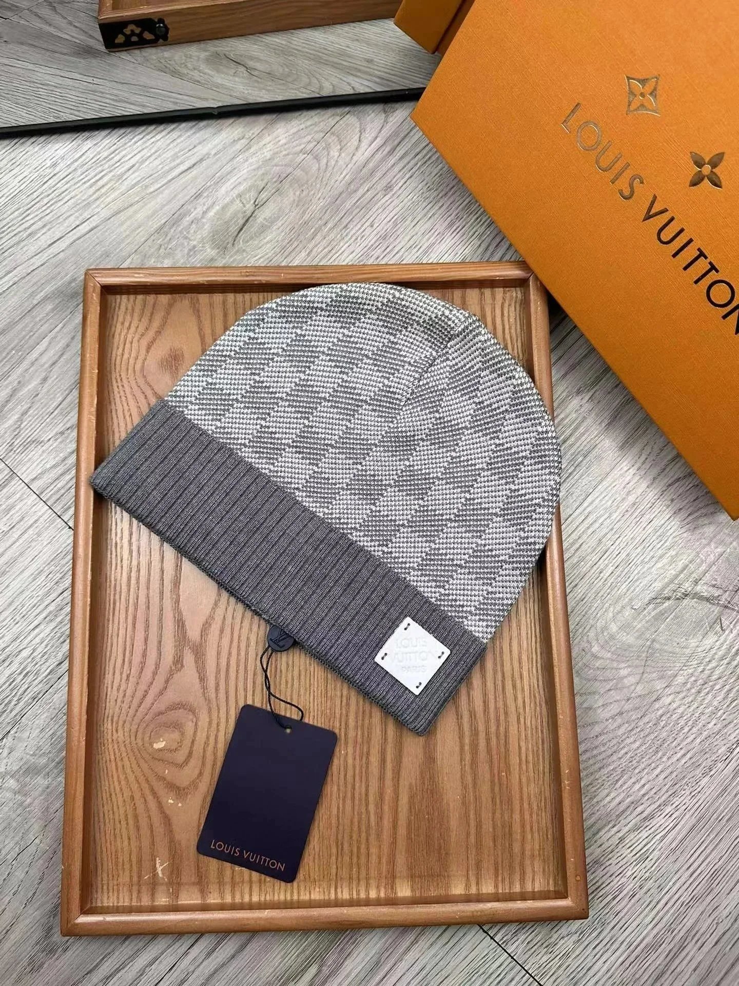 2 2