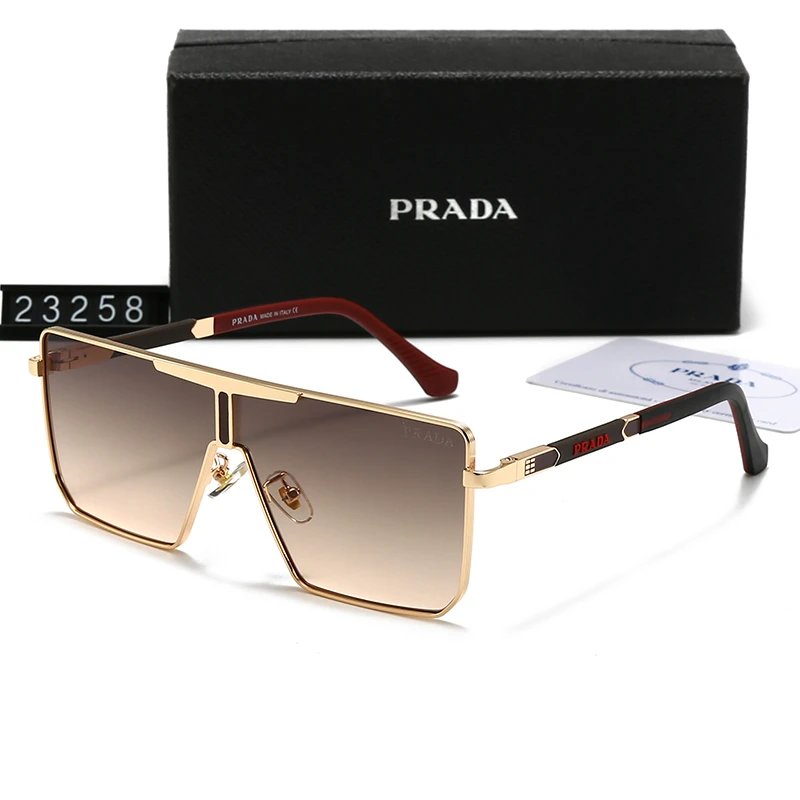 32 32