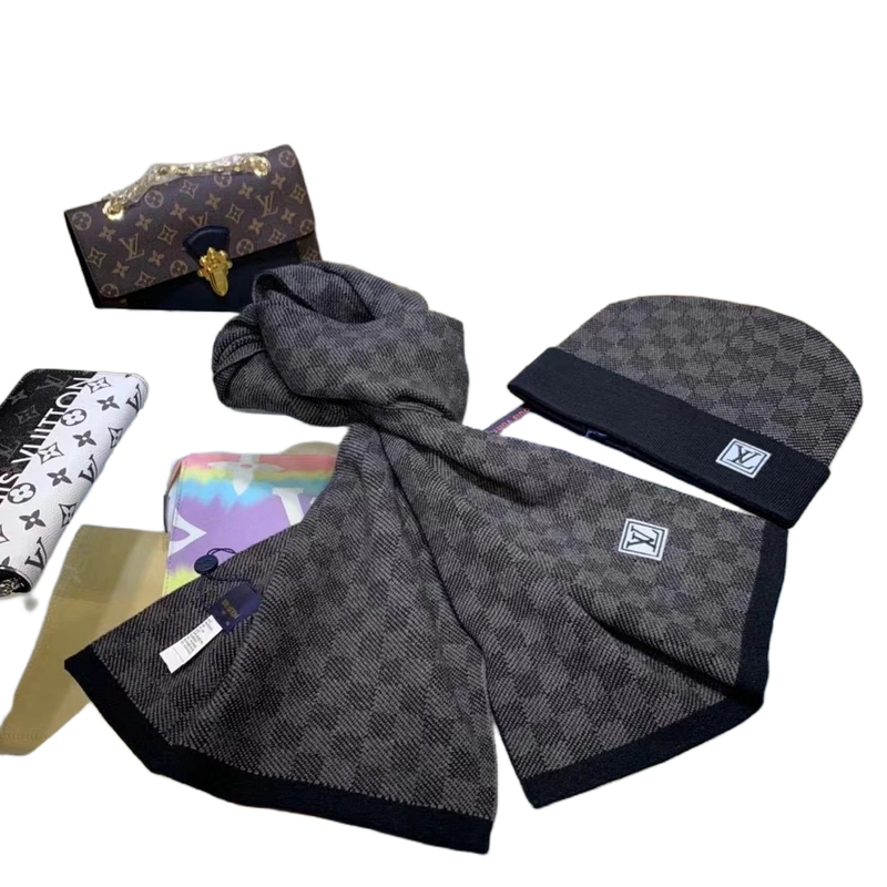 4 4