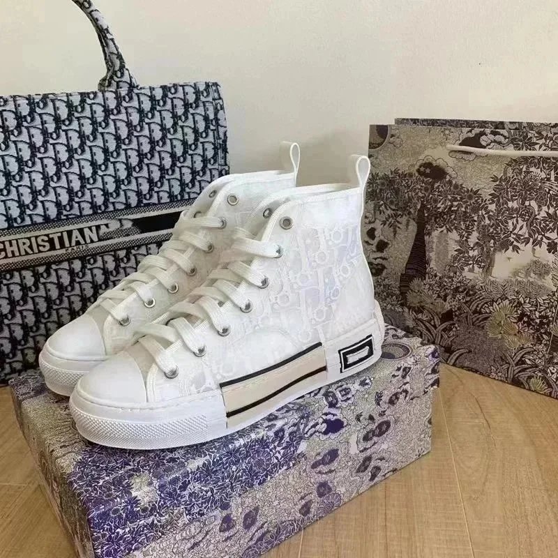 白色高帮 白色高帮