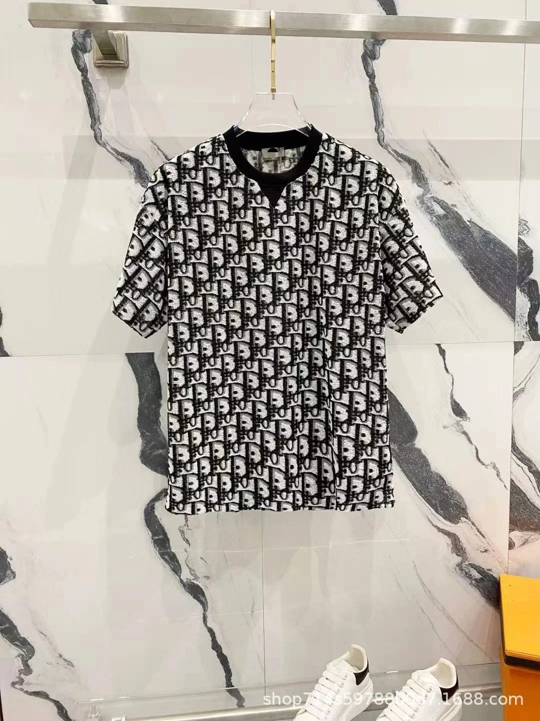 02 02