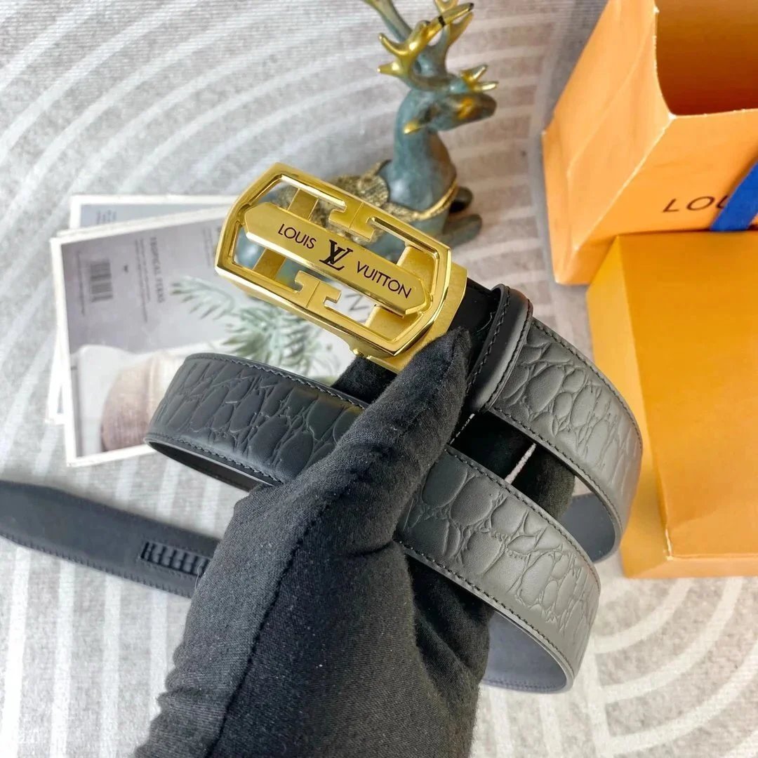 9 9