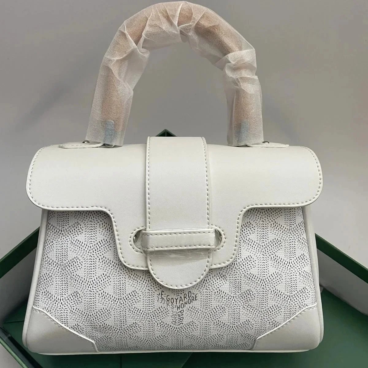 25 25