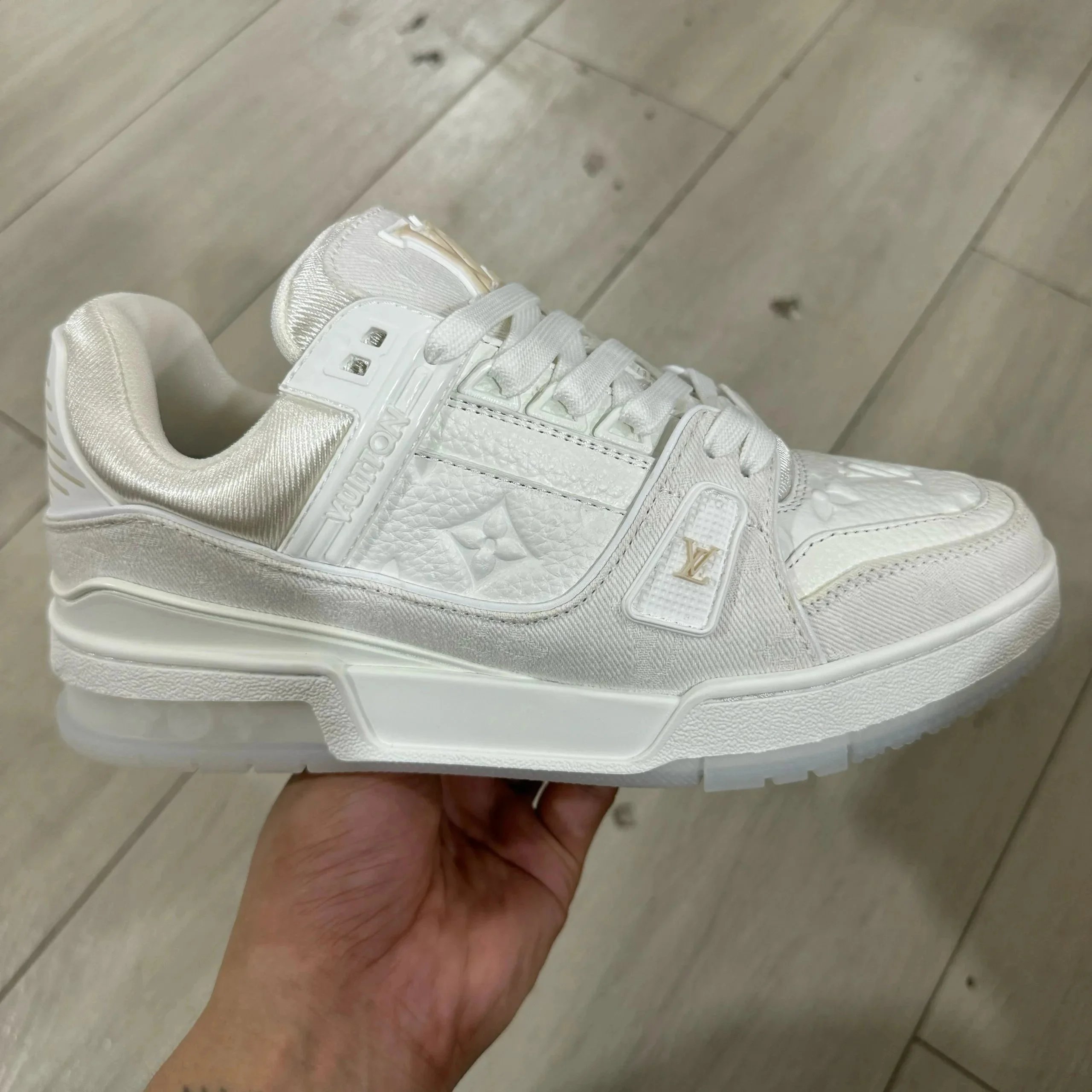 牛仔米白 牛仔米白
