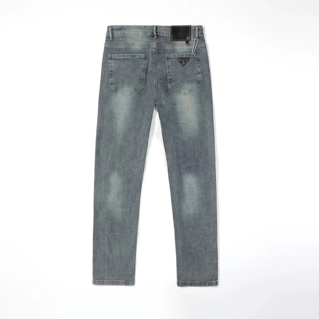 4 4