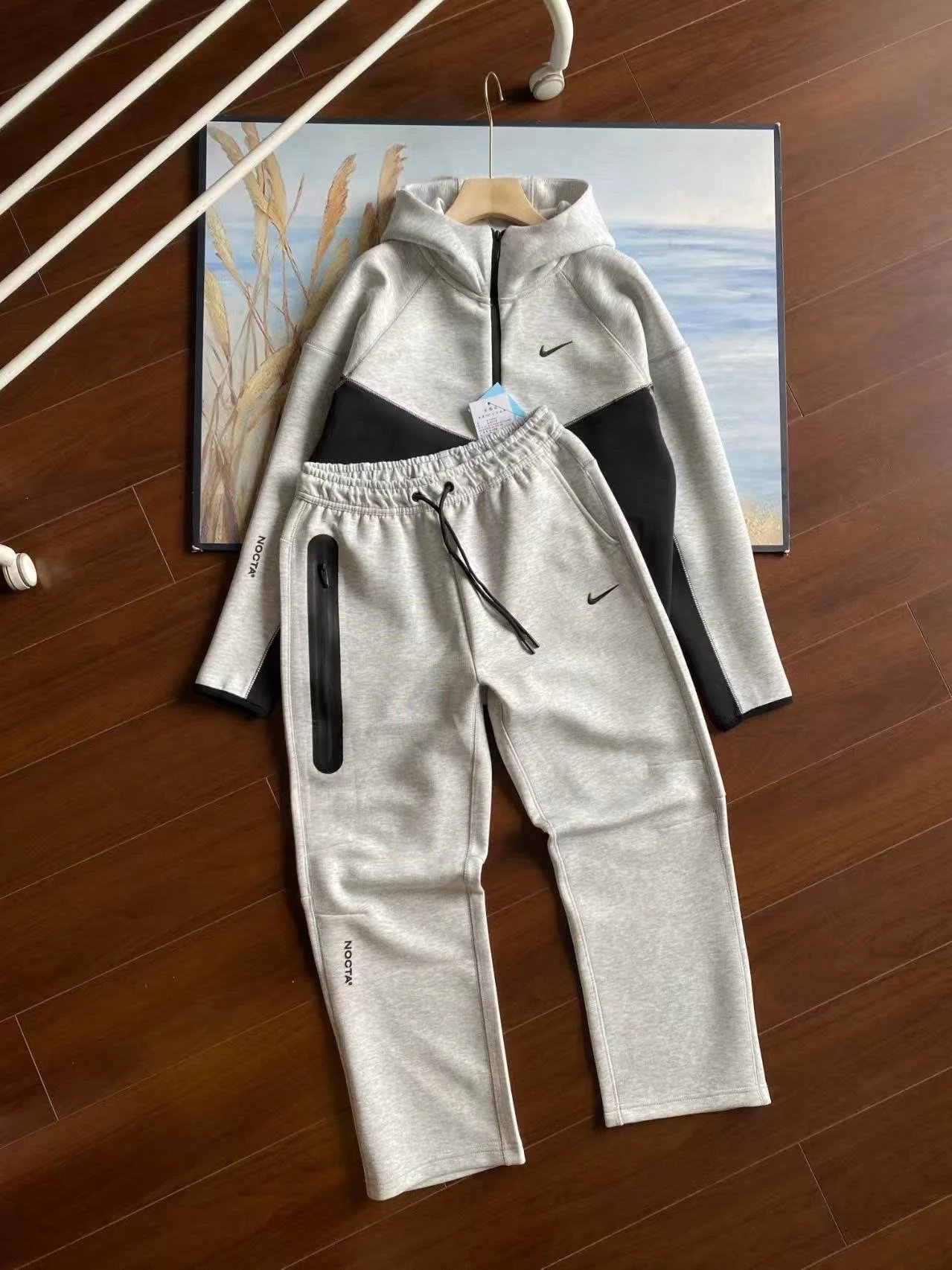 3 3
