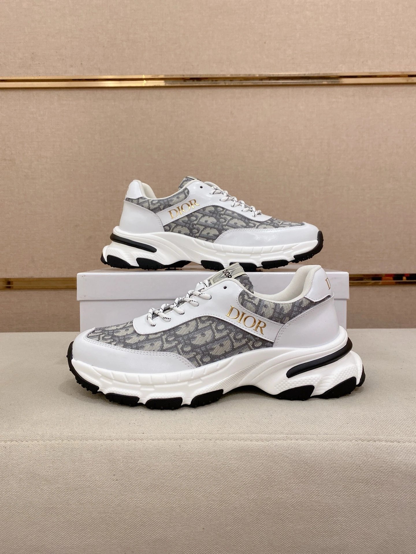 15 15