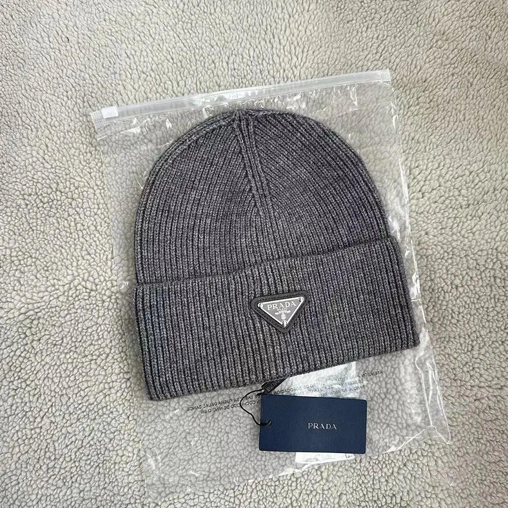 B16 B16