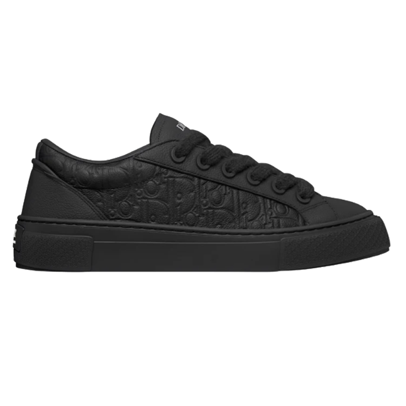 8 8
