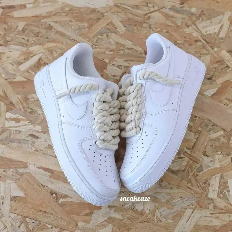 3 3