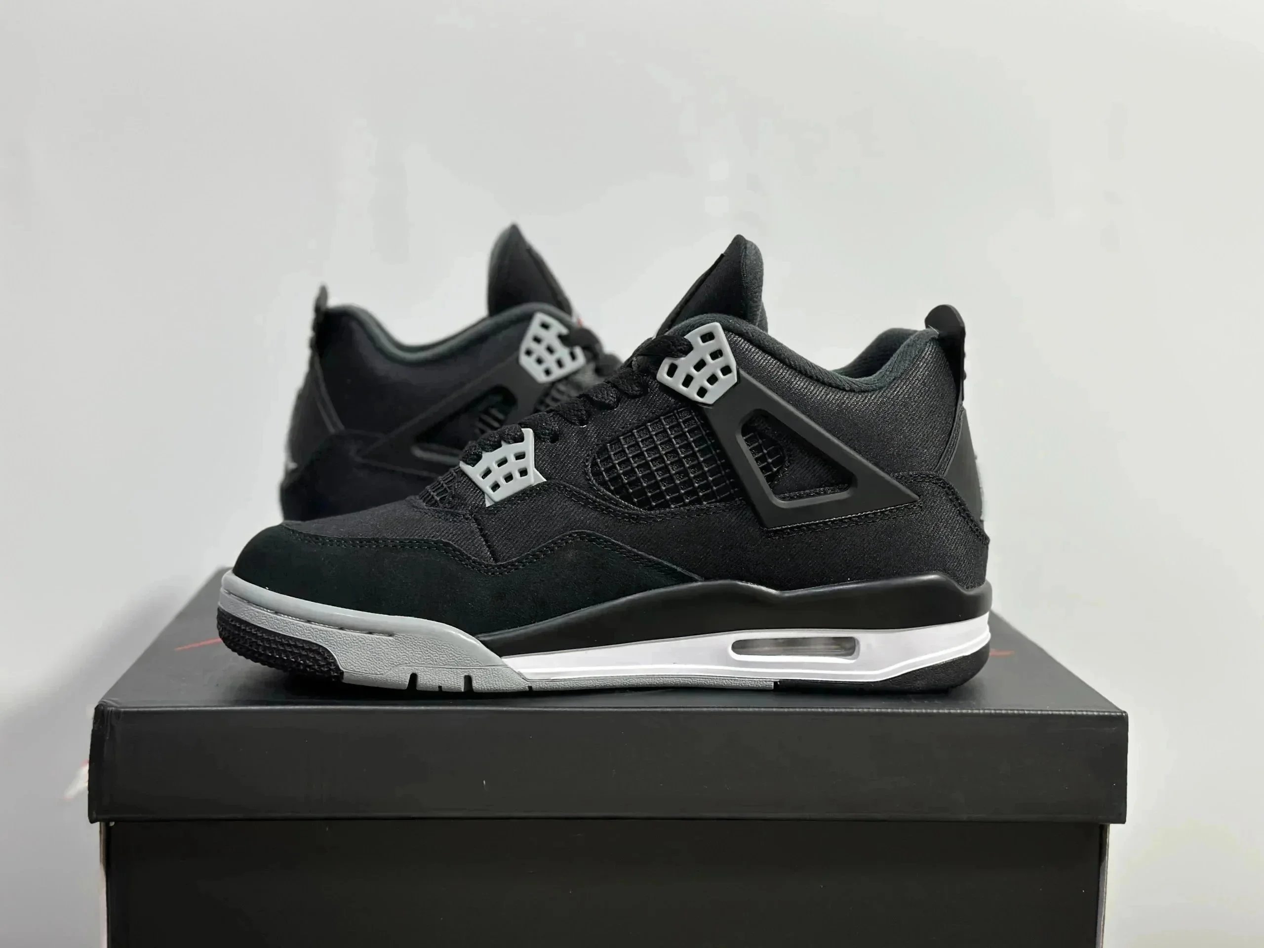 5 5