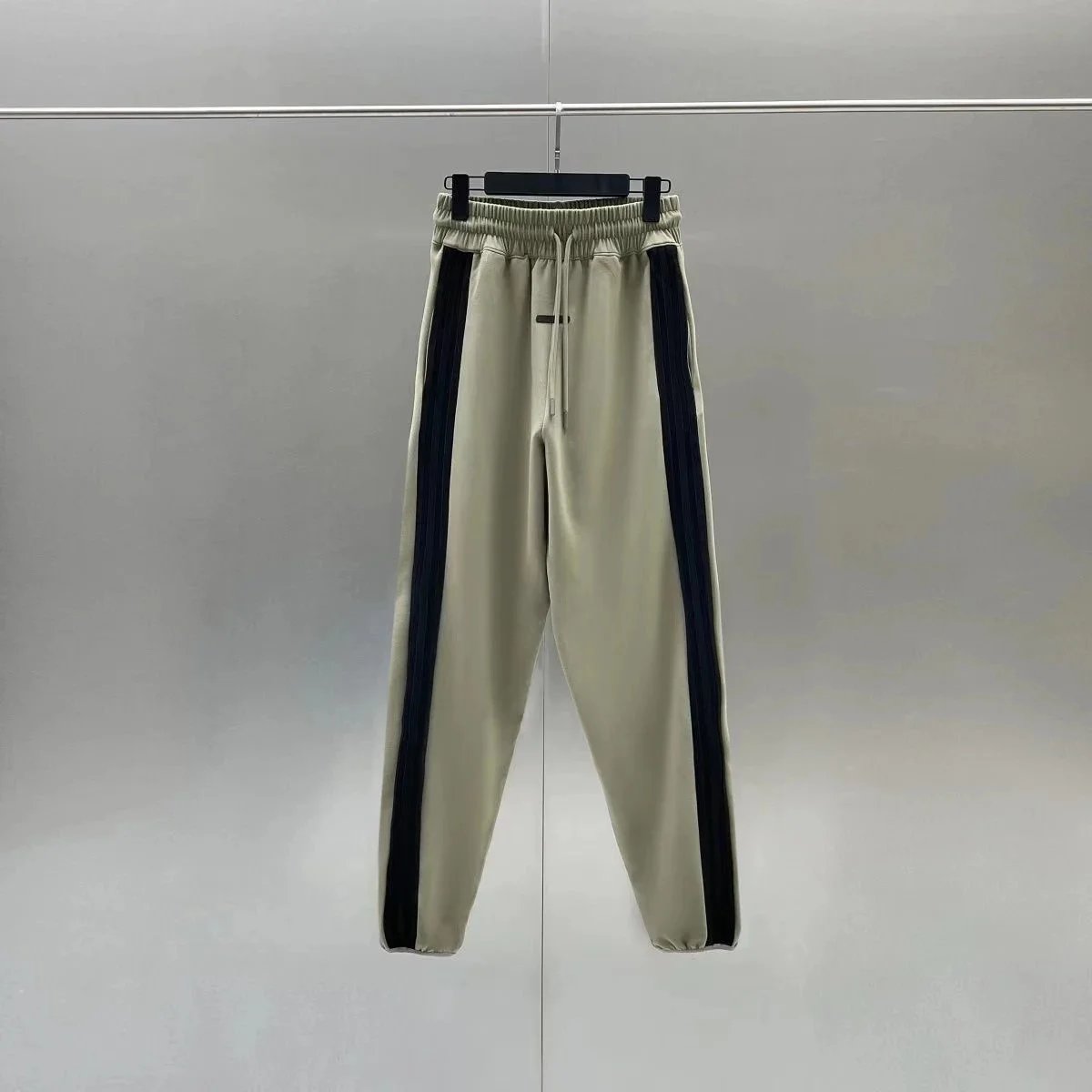 03 03