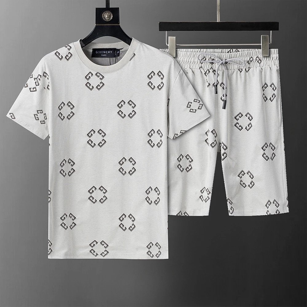 4 4