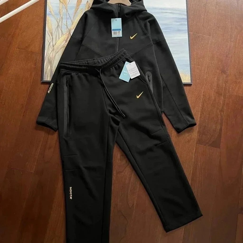 Nocta Tech 黑色套装 Nocta Tech 黑色套装