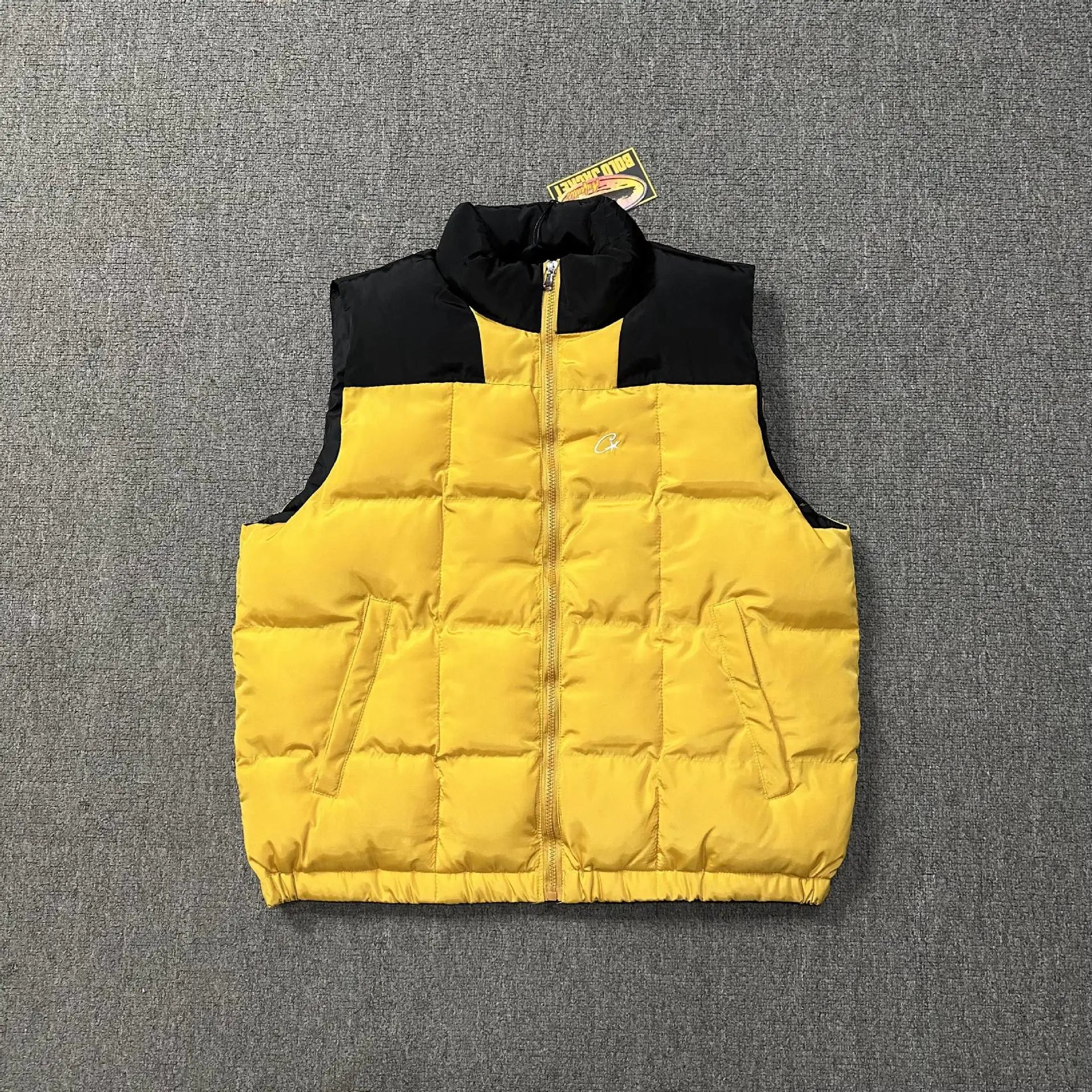 黄色 黄色